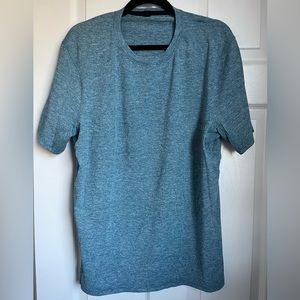 Lululemon men’s shirt size large